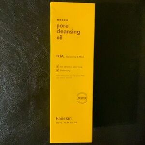 New! Hanskin PHA Pore Cleansing Oil 300ml